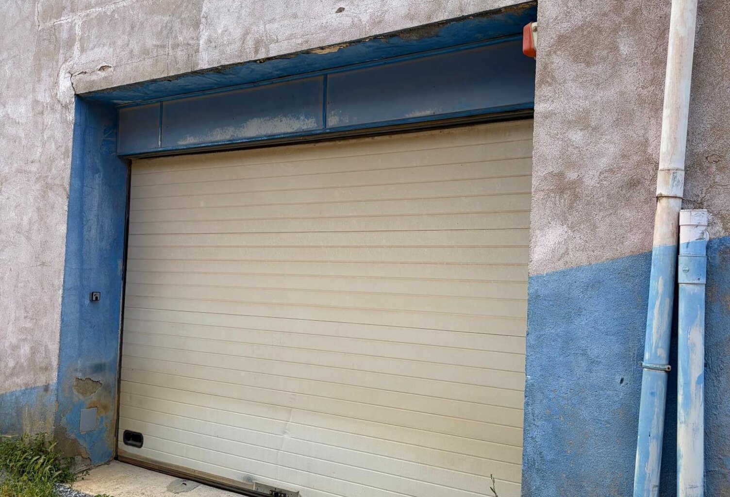 A vendre Grand Garage/ Local de stockage de 91 M2 — photo 1
