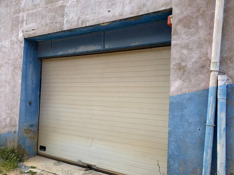 A vendre Grand Garage/ Local de stockage de 91 M2 — photo 1