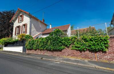 Maison en pierre en hyper centre avec jardin — photo du bien
