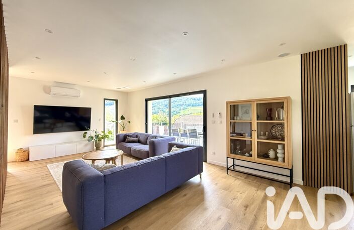 Vente Maison/villa 7 pièces — photo 2