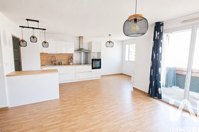Appartement 3 pièces 122000 €