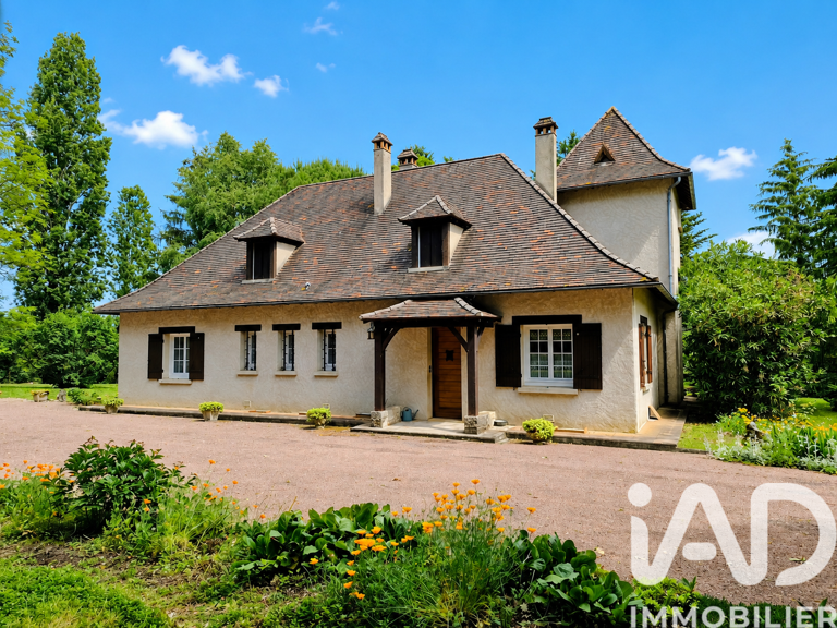 Vente Maison/villa 7 pièces — photo 1