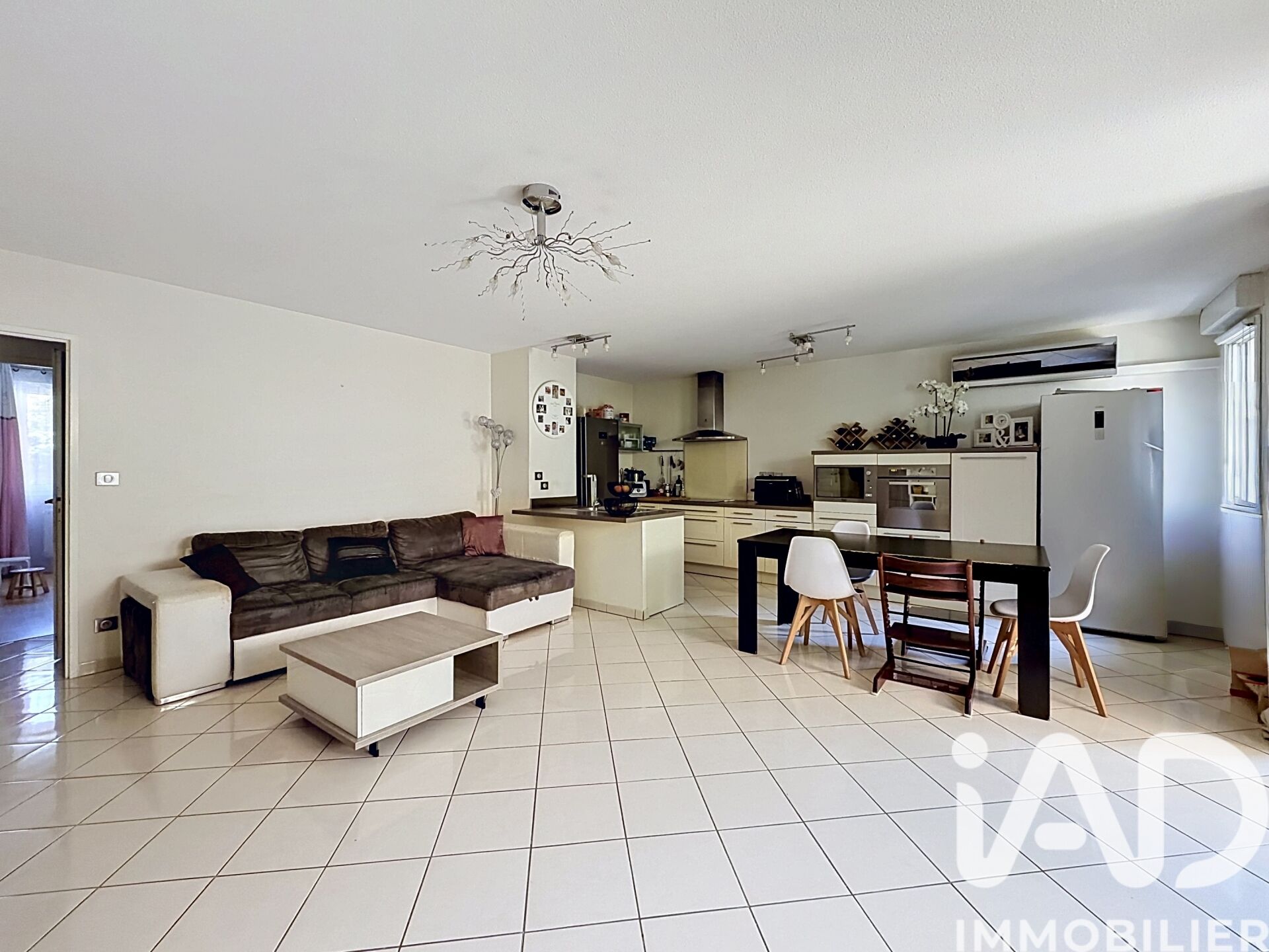 Vente Appartement 4 pièces - Photo 2