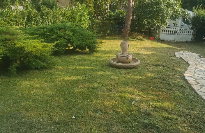 Vente Maison/villa 8 pièces — photo 2