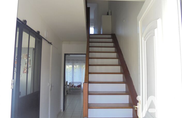 Vente Maison de ville 4 pièces — photo 2