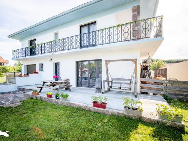 Maison 6 pièces 150 m² à Mimizan — photo du bien