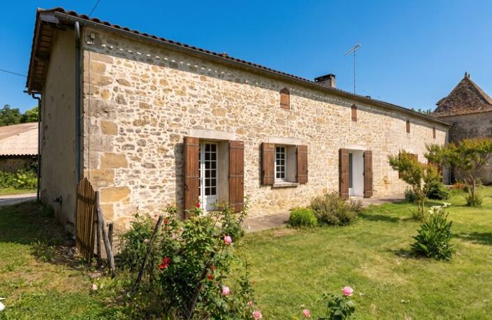 Vente maison 5 pièces 127 m² Saint-Pardoux-Isaac (47800) — photo 3