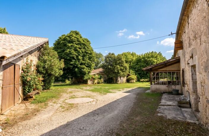 Vente maison 5 pièces 127 m² Saint-Pardoux-Isaac (47800) — photo 2
