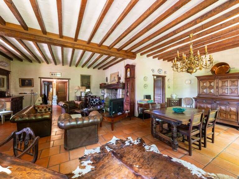 Maison art déco de 6 pièces principales — photo 1