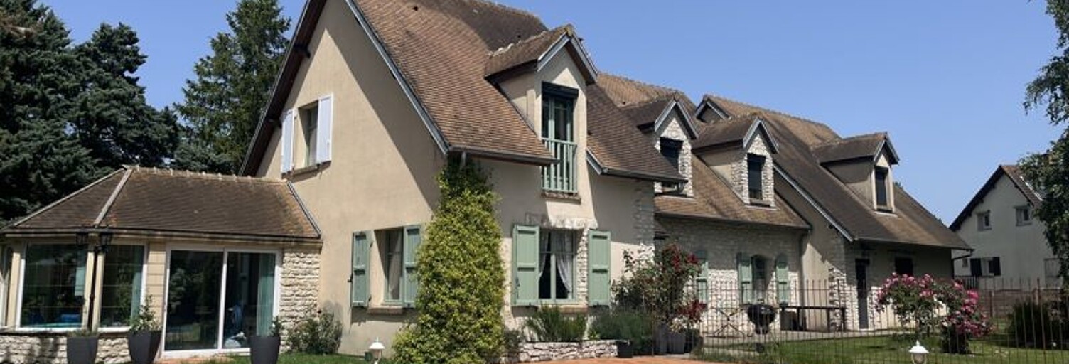 Maison 9 Pièces 237 m² à vendre à Perdreauville (78200)