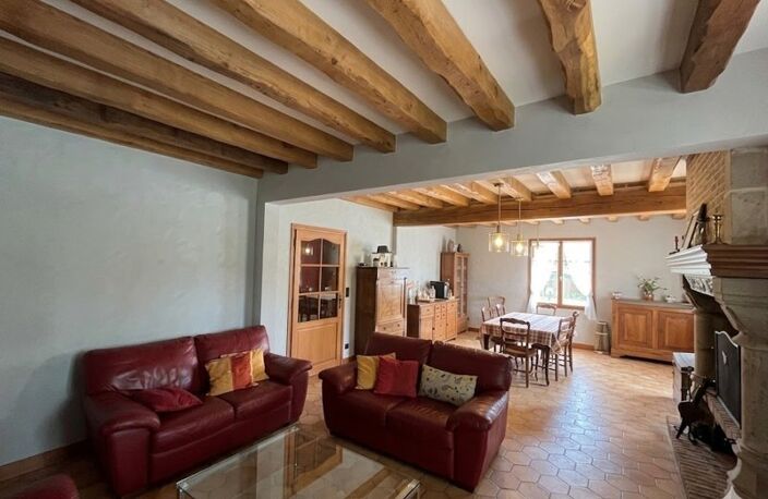 Maison en pierre de 9 pièces principales — photo 2