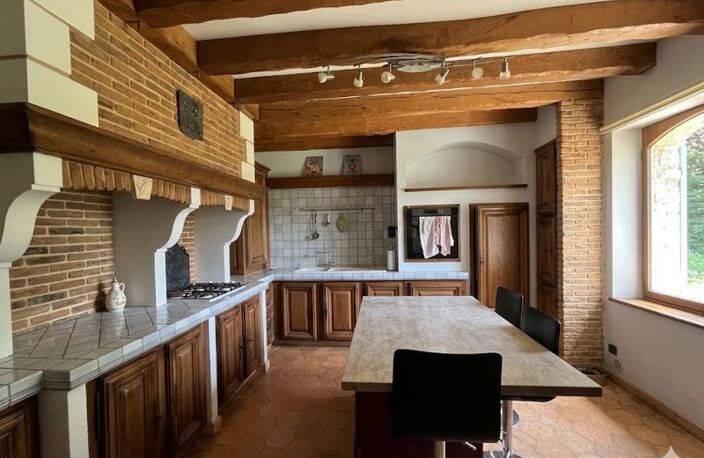 Maison en pierre de 9 pièces principales — photo 3