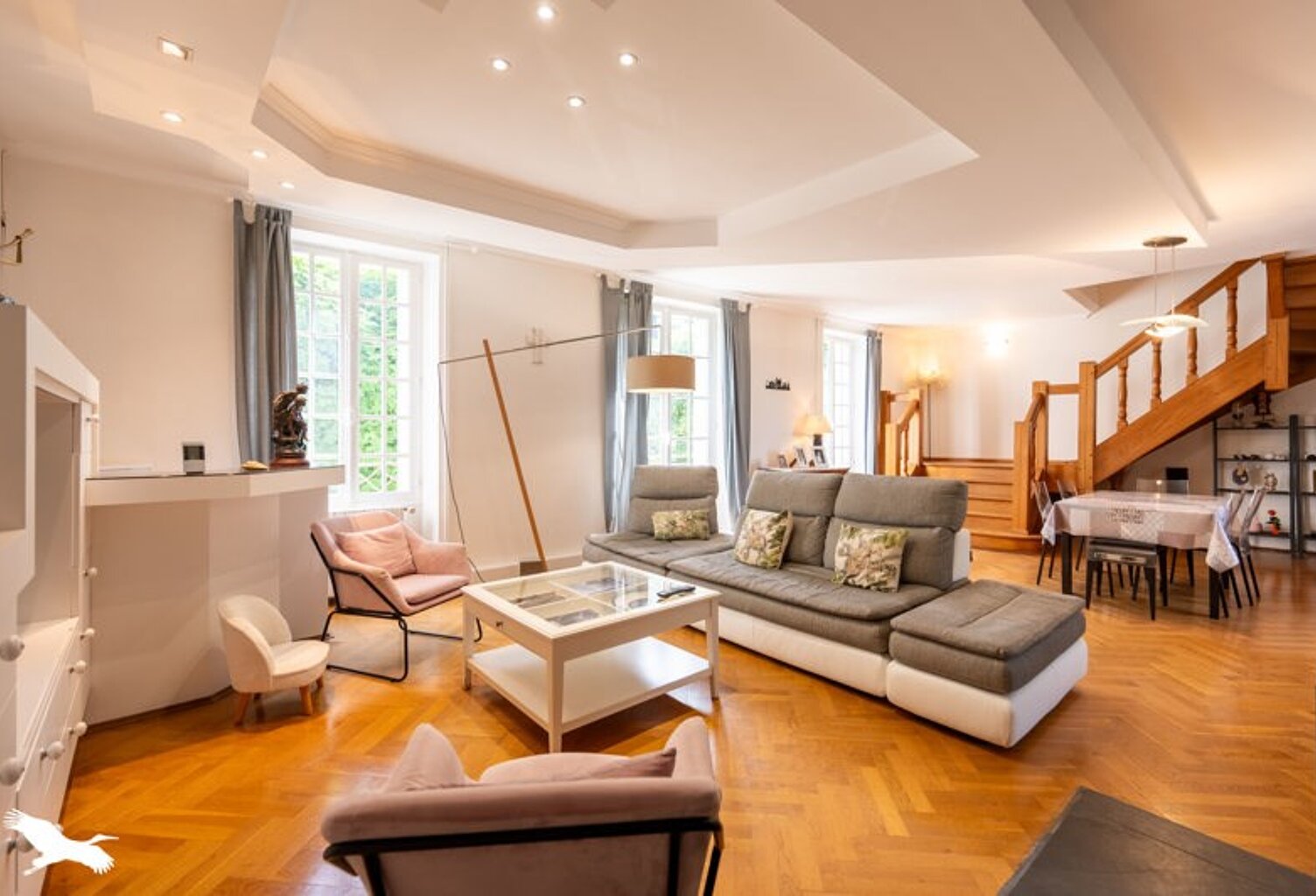 Maison de ville de 7 pièces principales — photo 1