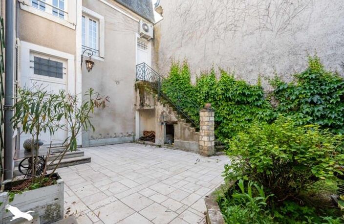 Maison de ville de 7 pièces principales — photo 2