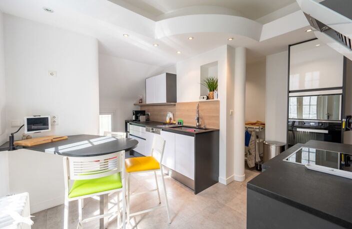 Maison de ville de 7 pièces principales — photo 3