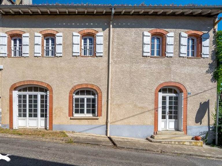 Maison de ville de 6 pièces principales — photo 1