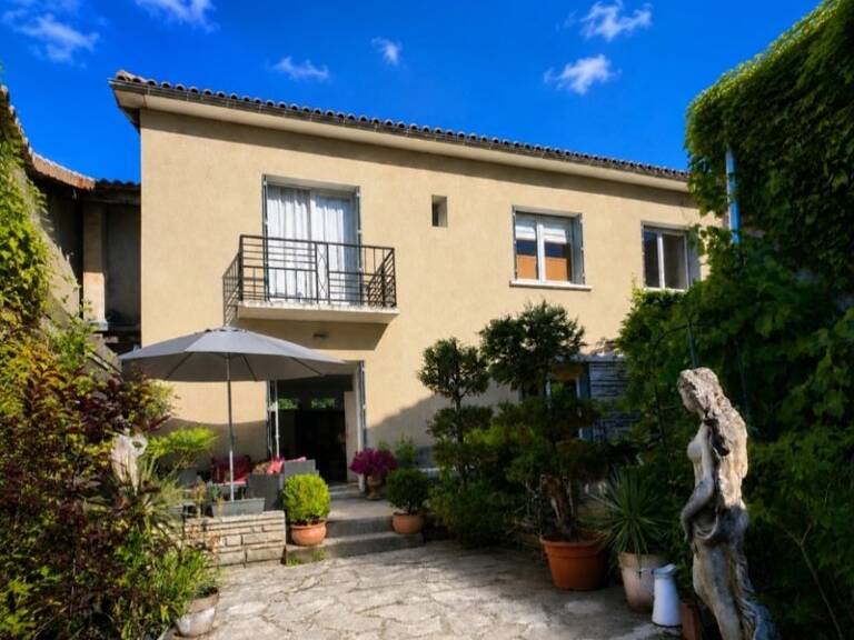 Maison de bourg de 6 pièces principales — photo 1