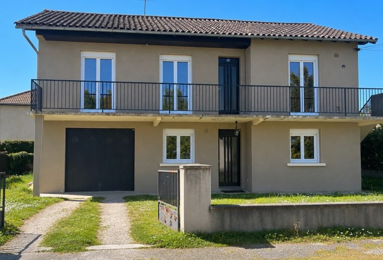 Pavillon de 7 pièces principales — photo 1