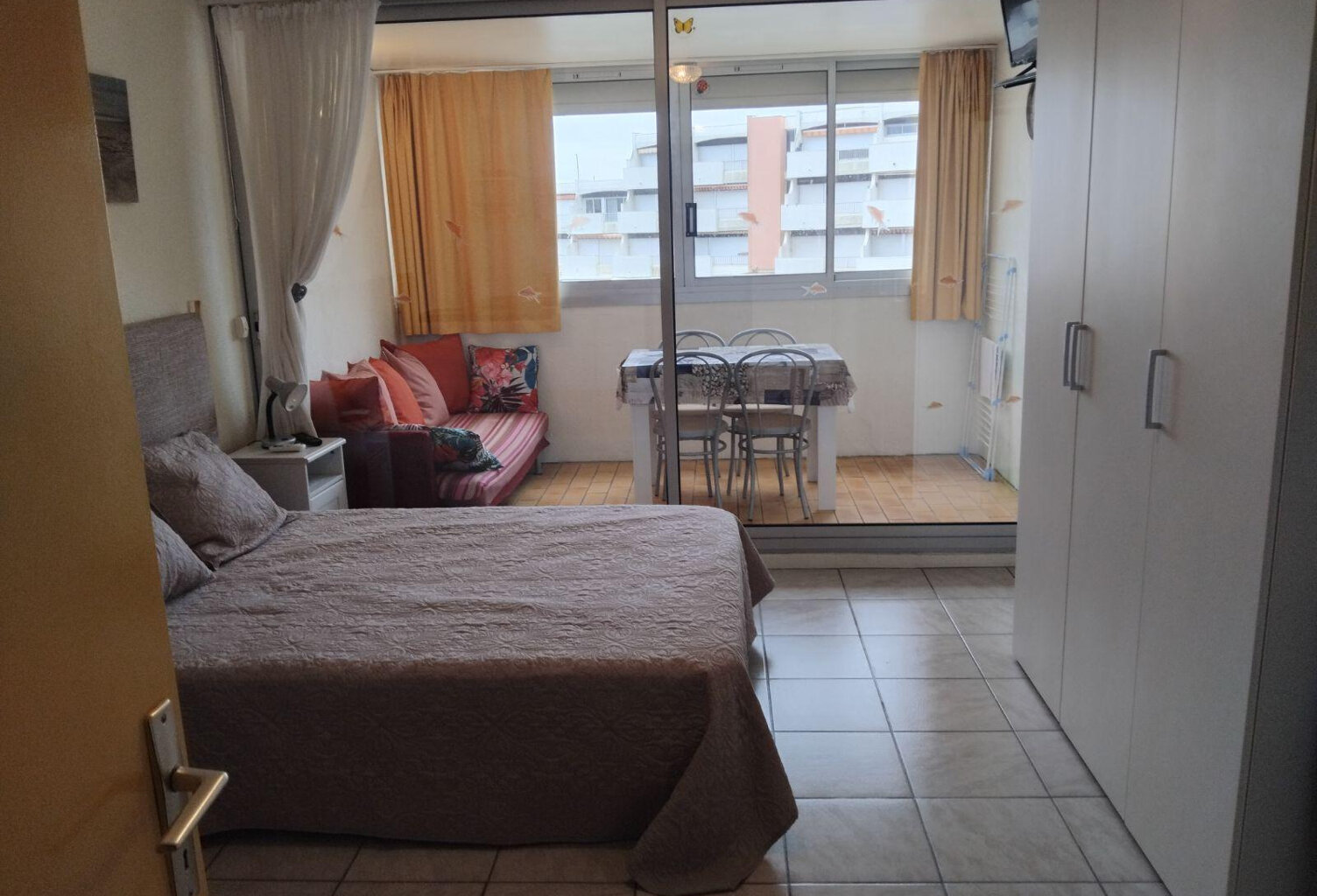 Studio Cabine Port Camargue — photo 1