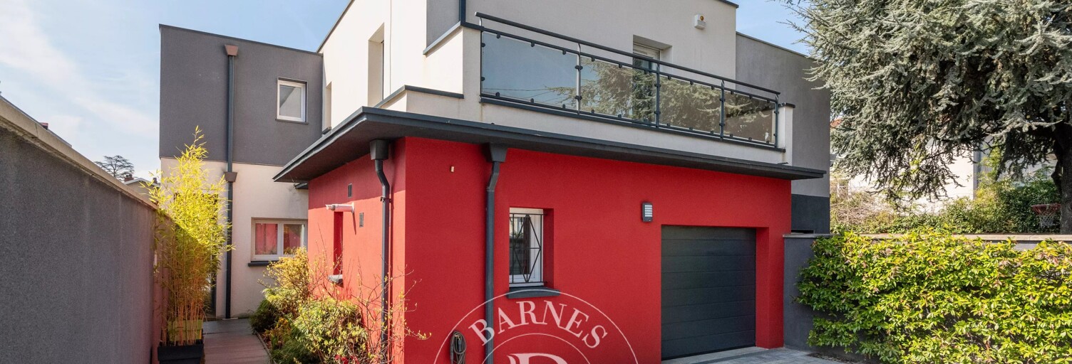 Maison 6 Pièces 134 m² à vendre à Tassin-la-Demi-Lune (69160)