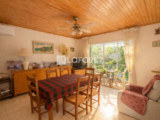 Maison 5 pièces -  96 m² -  Près d'Arènes — photo du bien