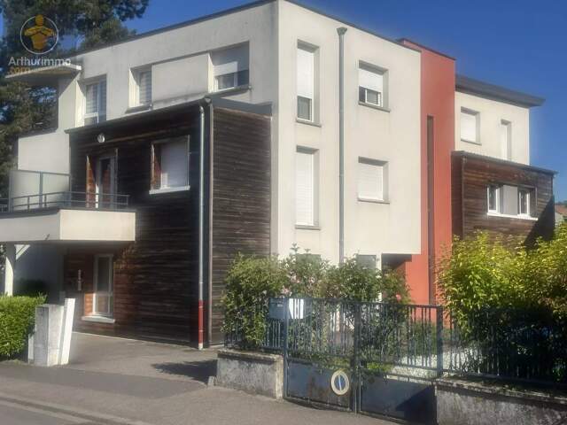 APPARTEMENT F4 avec terrasse DE 100M² GARARGE DOUBLE  ET PARKING — photo du bien