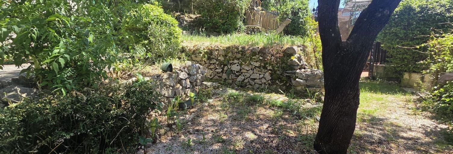 Maison 3 Pièces 114 m² à vendre à Cuges-les-Pins (13780)