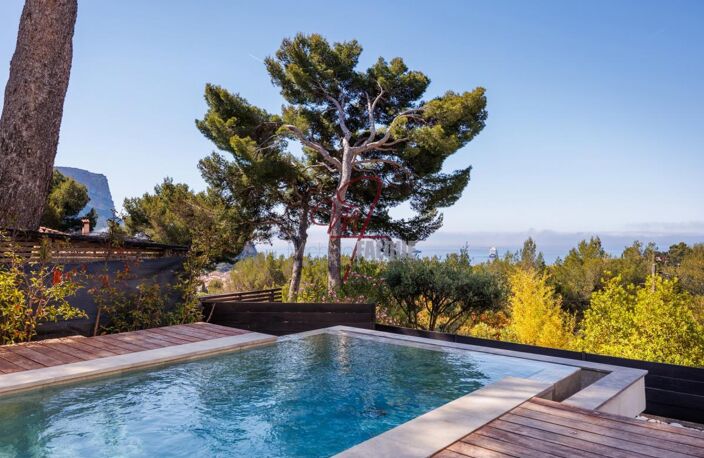 villa — photo 3