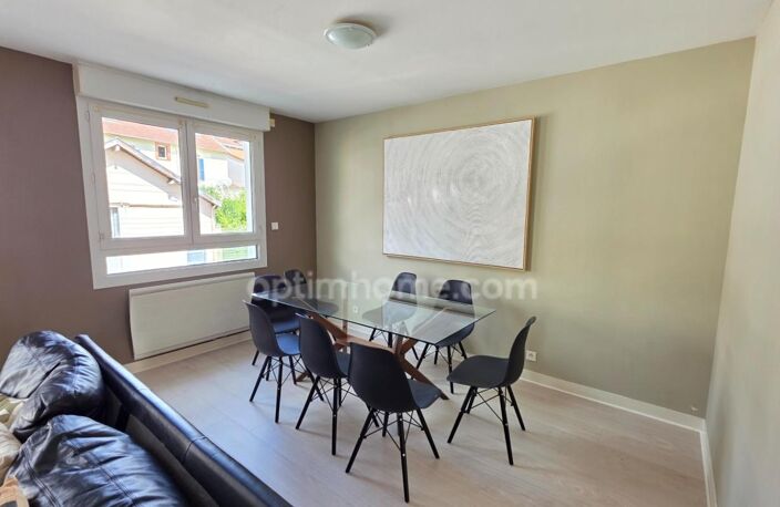 EN EXCLUSIVITE APPARTEMENT TYPE 3 AVEC ASCENSEUR - CAVE ET PARKING SECURISE DANS RESIDENCE STANDING — photo 4