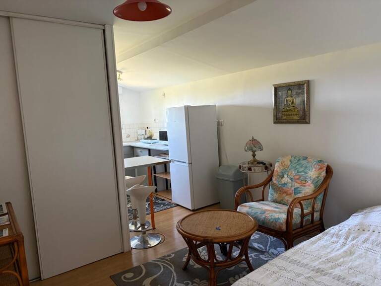 CHATEAU GUIBERT (85320) - LA MAINBORGERE - STUDIO 20M² ENTIEREMENT MEUBLE ET TOUTES CHARGES COMPRISES — photo 1
