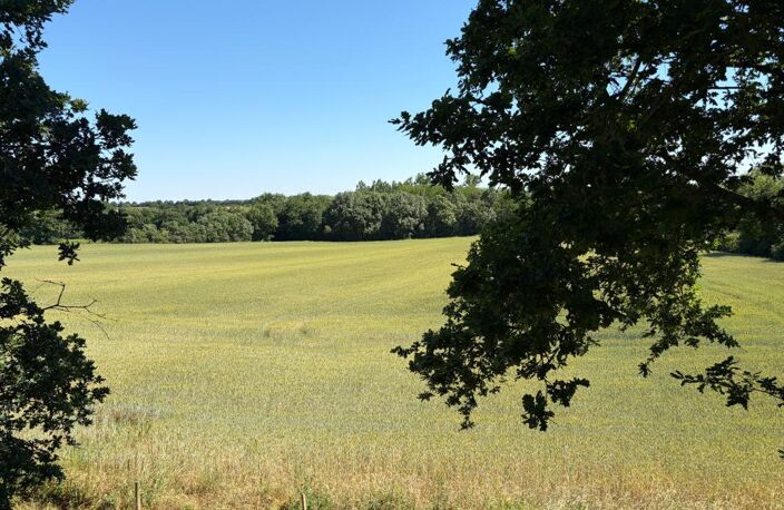 CHATEAU GUIBERT (85320) - LA MAINBORGERE - STUDIO 20M² ENTIEREMENT MEUBLE ET TOUTES CHARGES COMPRISES — photo 2