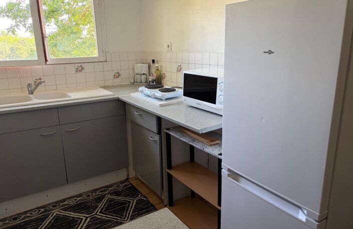 CHATEAU GUIBERT (85320) - LA MAINBORGERE - STUDIO 20M² ENTIEREMENT MEUBLE ET TOUTES CHARGES COMPRISES — photo 5