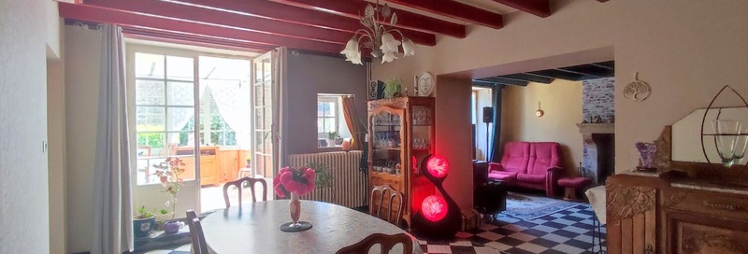 Maison 7 Pièces 225 m² à vendre à Saint-Loup-Lamairé (79600)