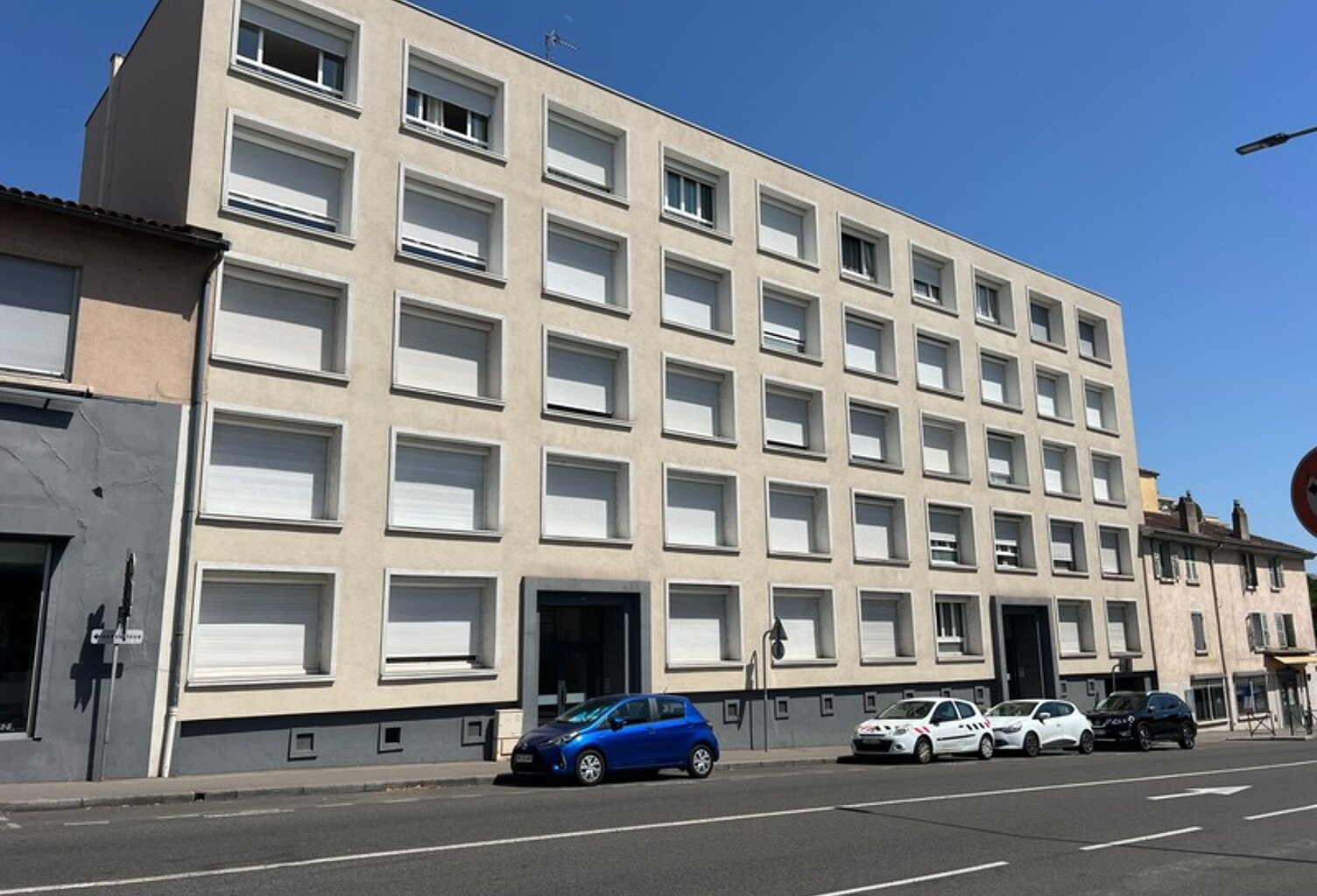 Appartement à vendre 3 pièces VILLEFRANCHE SUR SAONE (69) — photo 1