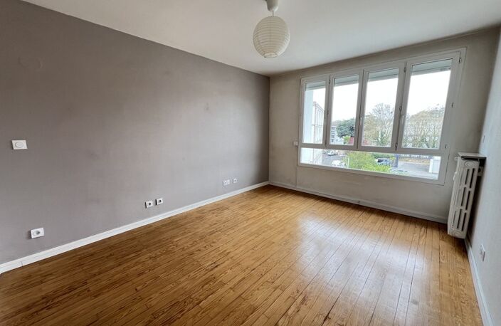 Appartement à vendre 3 pièces VILLEFRANCHE SUR SAONE (69) — photo 4