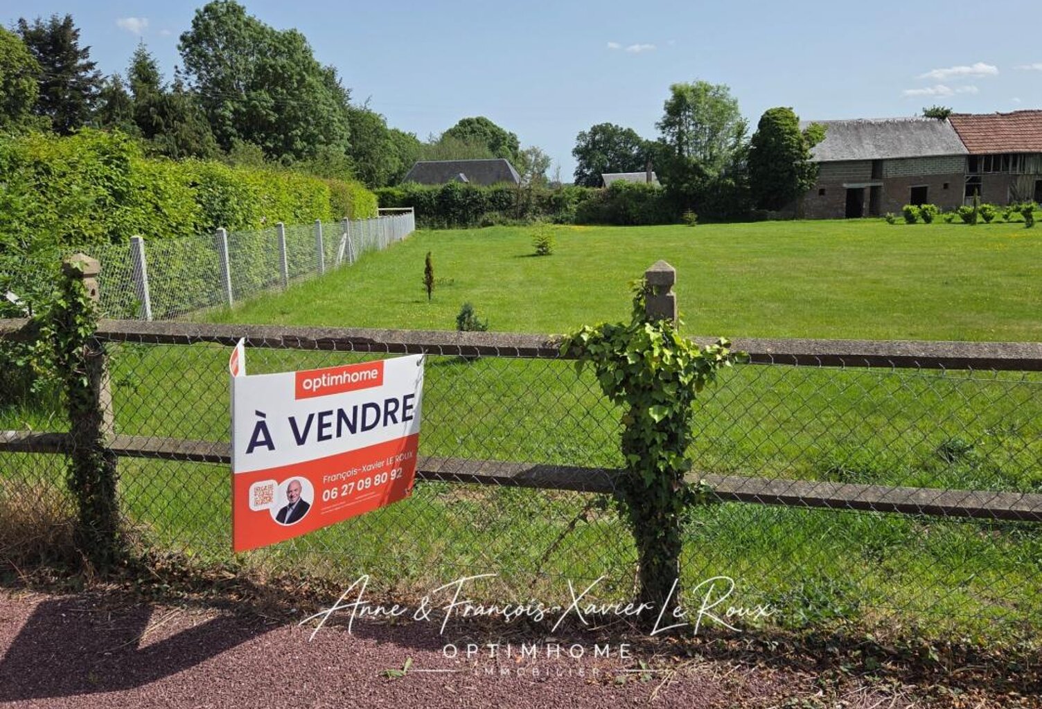 Terrain de 1000 M2 constructible à Duranville — photo 1