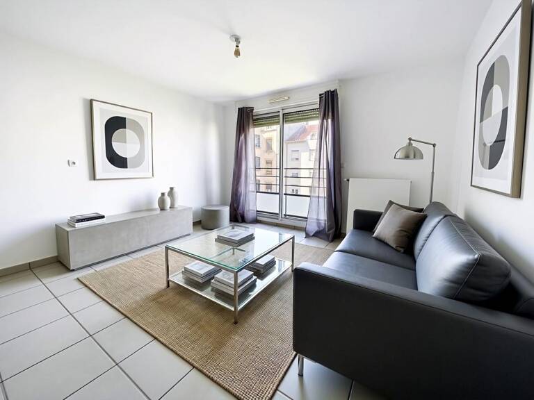 Appartement À Vendre — photo 1