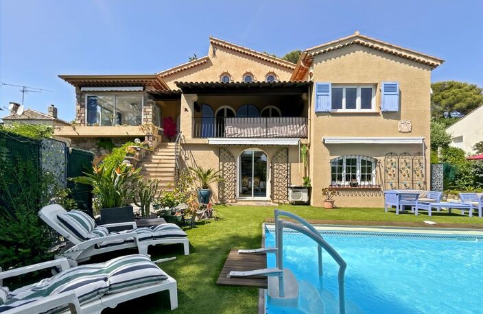 VILLA DEUX FAMILLES — photo 3