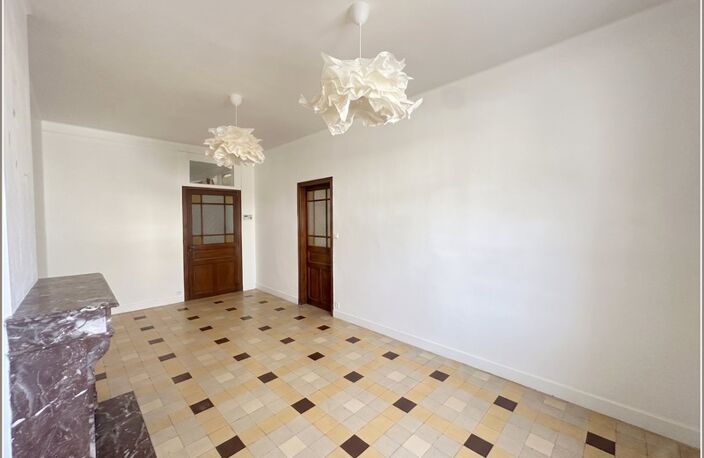 Maison de village, au centre de COURVILLE SUR EURE - 4 chambres, 162 m² — photo 2