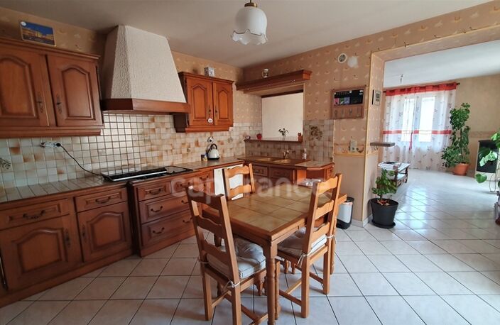 Maison à vendre 5 pièces de 150m² SAINT LOUP SUR SEMOUSE (70) — photo 3