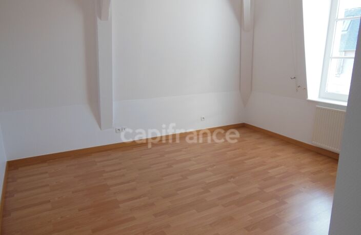 Appartement à louer 4 pièces Centre Ville NANCY (54) — photo 2