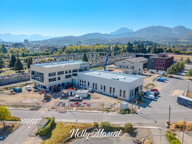 Local/bureau à vendre CHAMBERY (73) - 534,11 M2 - — photo 1