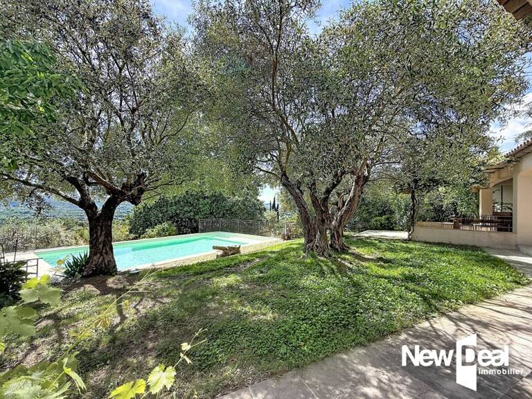 MONTAUROUX Vue imprenable pour cette villa contemporaine  d’environ 225 m² — photo 1