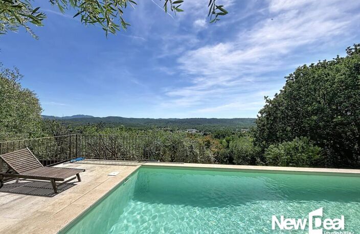 MONTAUROUX Vue imprenable pour cette villa contemporaine  d’environ 225 m² — photo 2