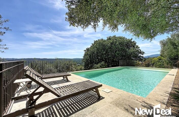 MONTAUROUX Vue imprenable pour cette villa contemporaine  d’environ 225 m² — photo 4