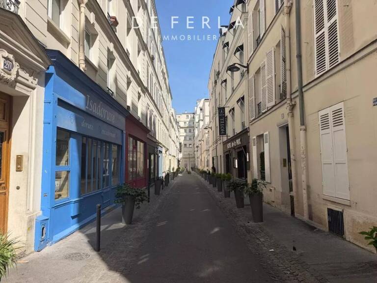 Studette 11 m² – Quartier Gros Caillou – Paris 7ème — photo 1