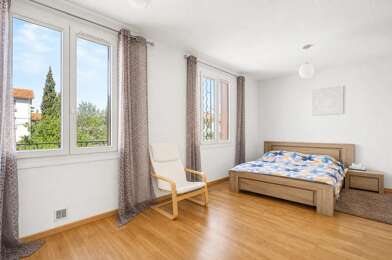 Appartement 5 pièces 275000 €