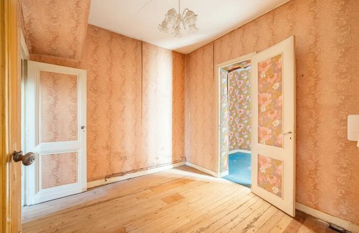 Bordeaux – Immeuble 119 m² sur 3 niveaux – À rénover — photo 2