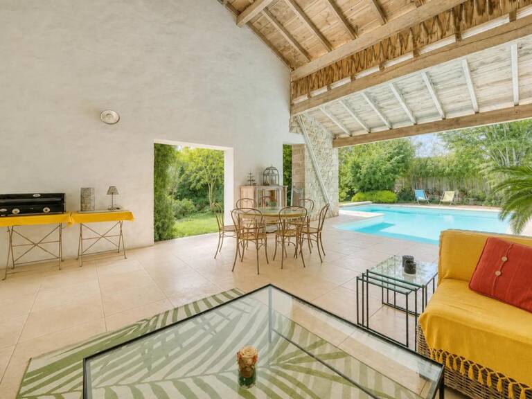 Maison de 8 pièces de 270 m² à Sainte-Gemme — photo 1