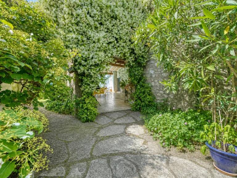 Maison de 8 pièces de 270 m² à Sainte-Gemme — photo 1